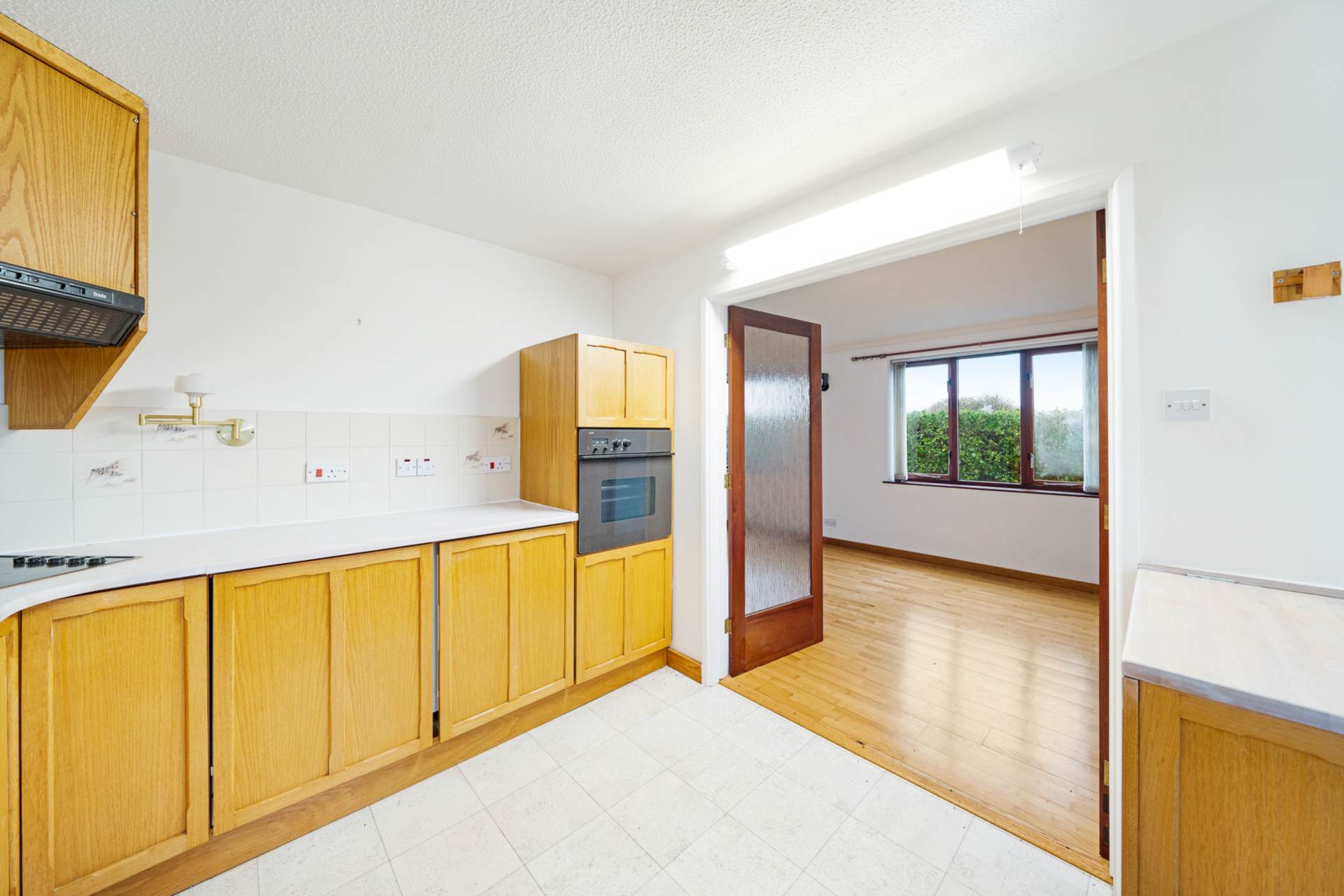 Church Road**Large Private Plot**2 Minutes to Beach**Huge Potential**Detached Bungalow**, Image 9