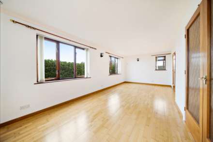 Church Road**Large Private Plot**2 Minutes to Beach**Huge Potential**Detached Bungalow**, Image 6