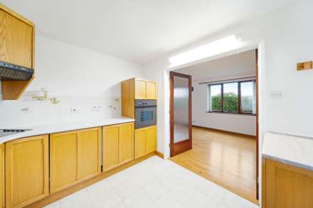 Church Road**Large Private Plot**2 Minutes to Beach**Huge Potential**Detached Bungalow**, Image 9