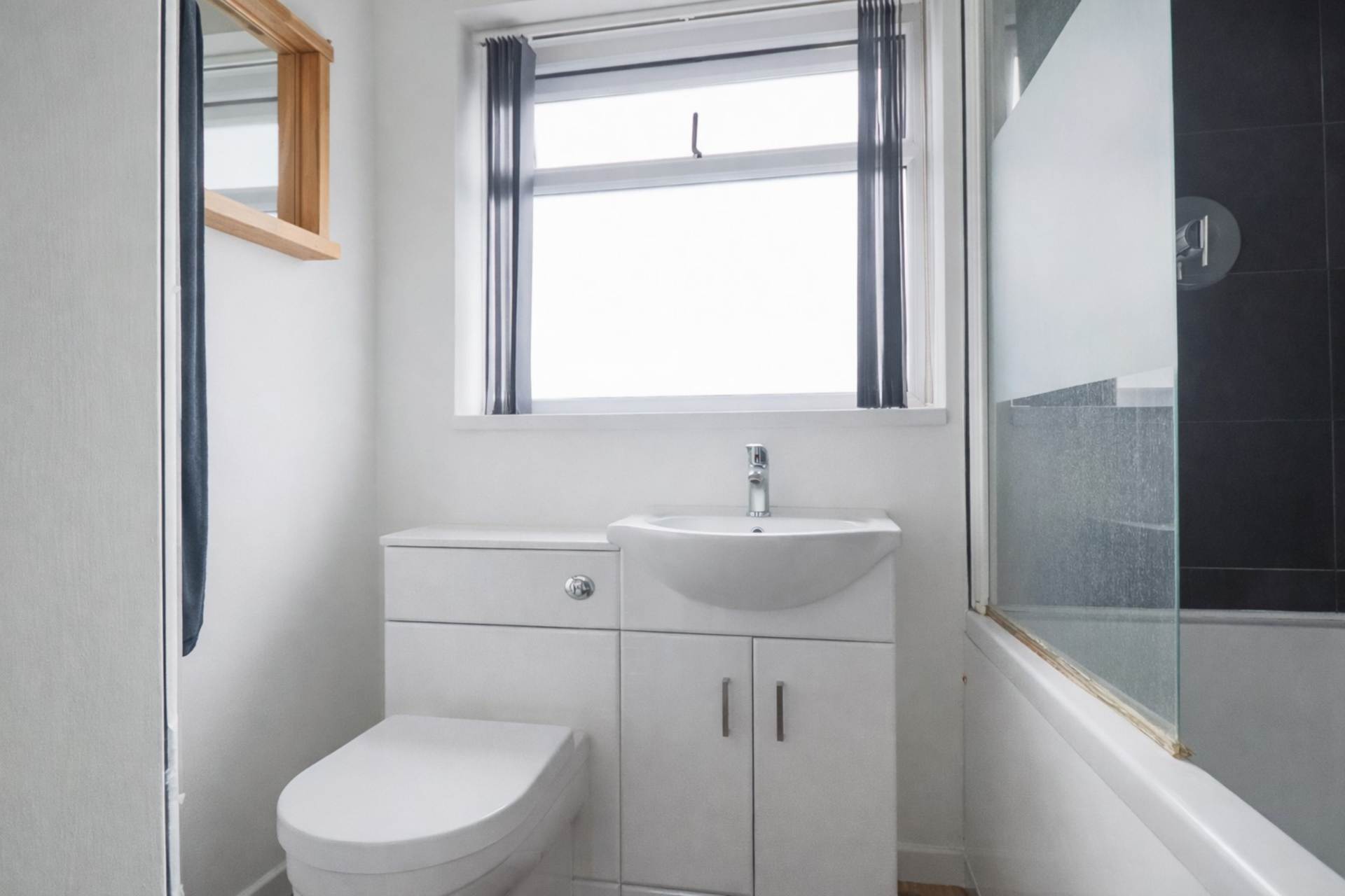 Highland Close - Worlebury, Image 11