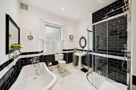 Southside, Hillside - Stunningly Renovated Period Property, Image 10