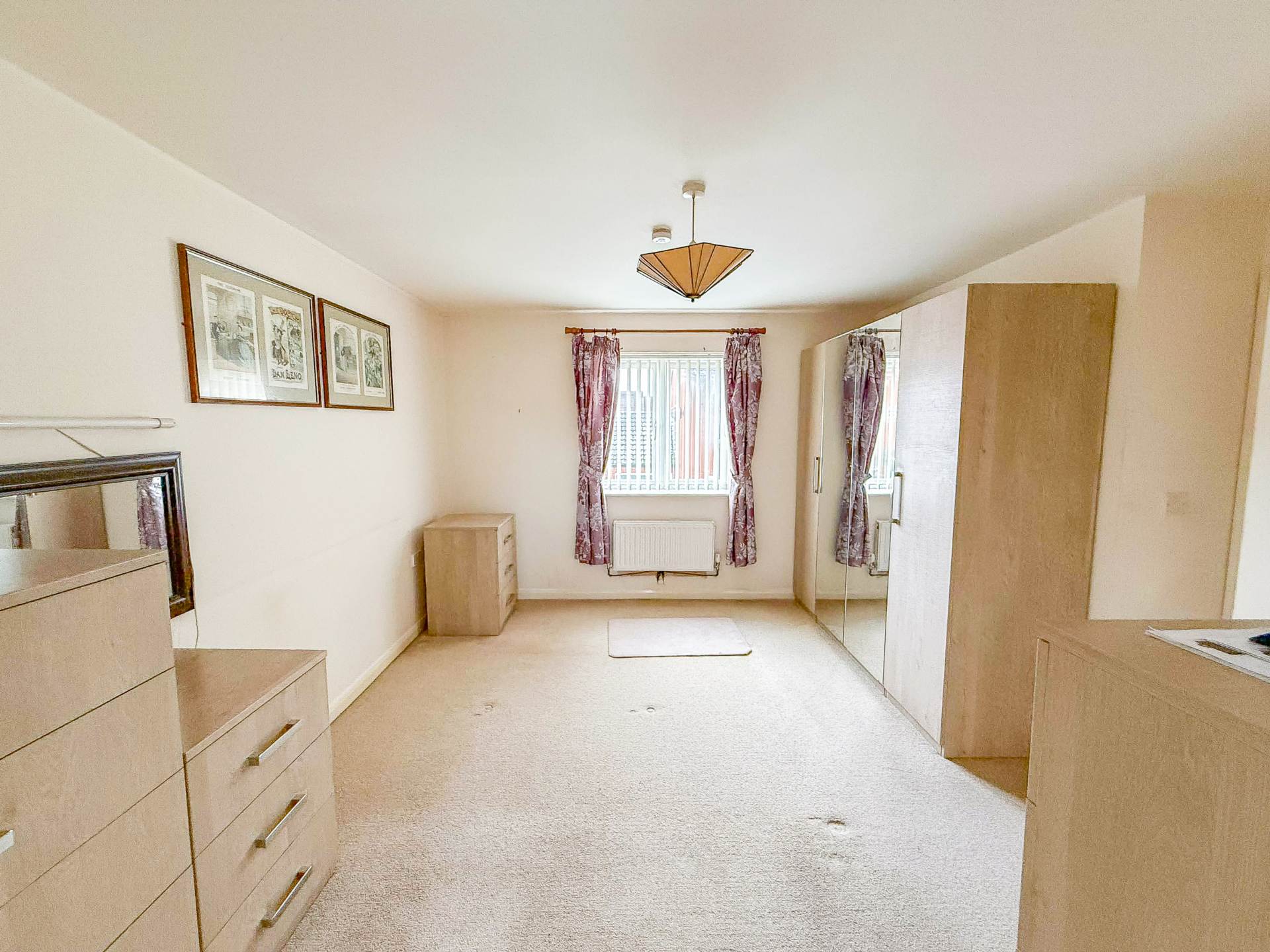 Locking Castle**Offers Invited**Three Double Bedrooms**Garden Room with Log Burner**Conservatory**, Image 13