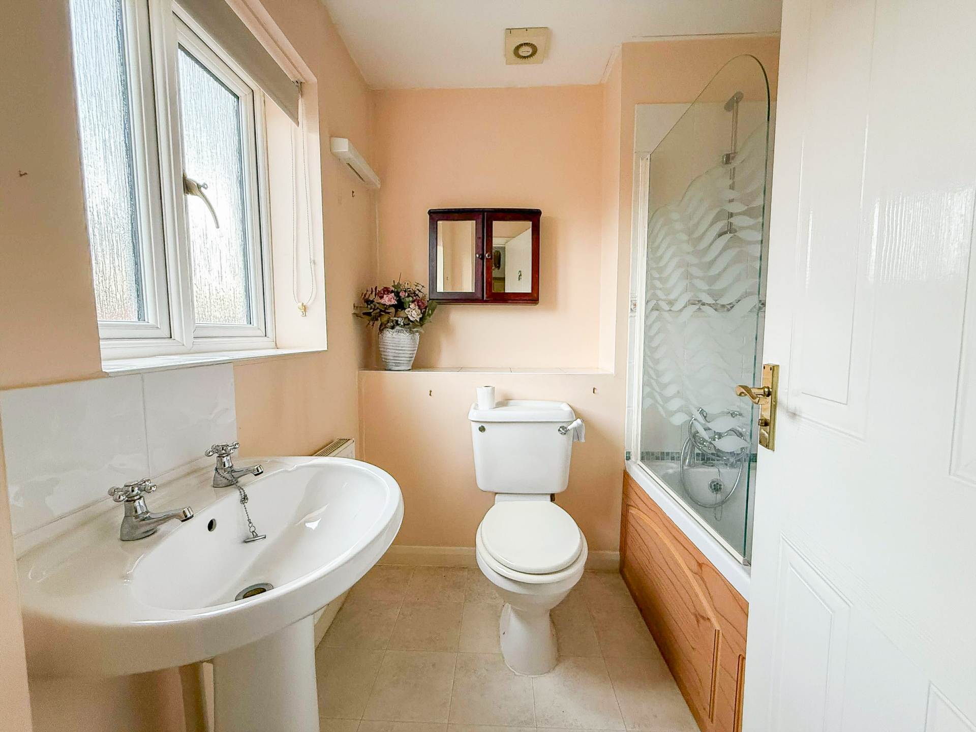 Locking Castle**Offers Invited**Three Double Bedrooms**Garden Room with Log Burner**Conservatory**, Image 16