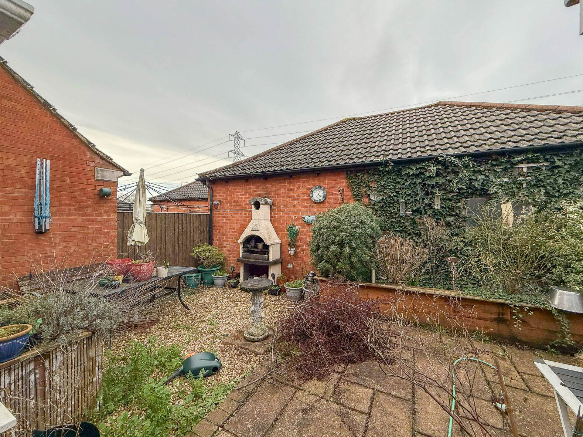 Locking Castle**Offers Invited**Three Double Bedrooms**Garden Room with Log Burner**Conservatory**, Image 5