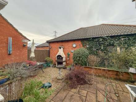 Locking Castle**Offers Invited**Three Double Bedrooms**Garden Room with Log Burner**Conservatory**, Image 5