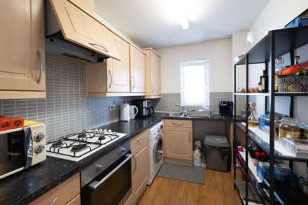 Riverside Close, Bridgwater, Image 5