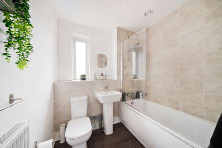 Jackson Way, Locking Parklands, Image 11