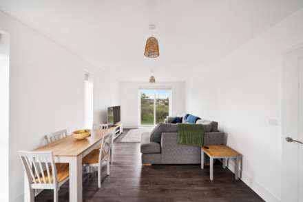 Jackson Way, Locking Parklands, Image 4