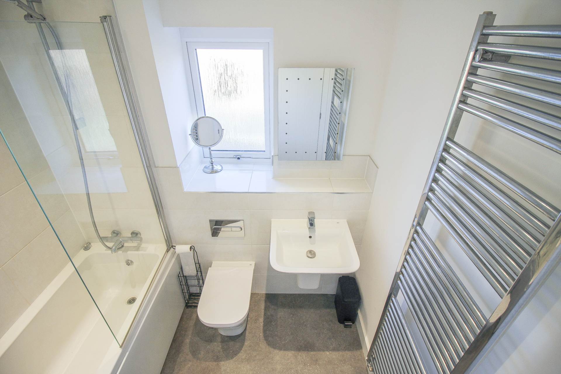 Fox Avenue**Good Size South Facing Garden**Solar Panels**Vacant**, Image 15