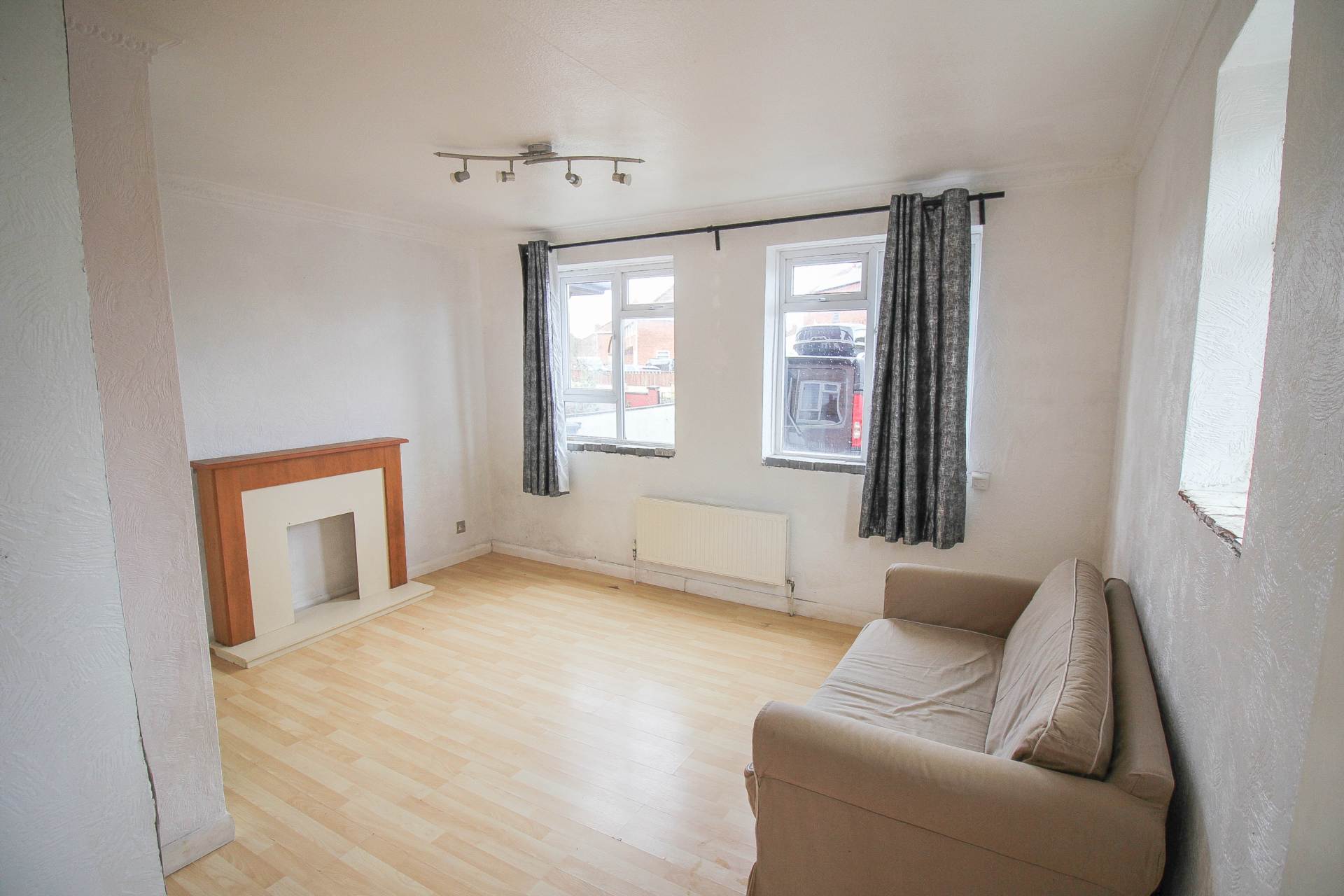 Weston-super-Mare**Investment Opportunity**Ground Floor**Garden**Parking**, Image 3