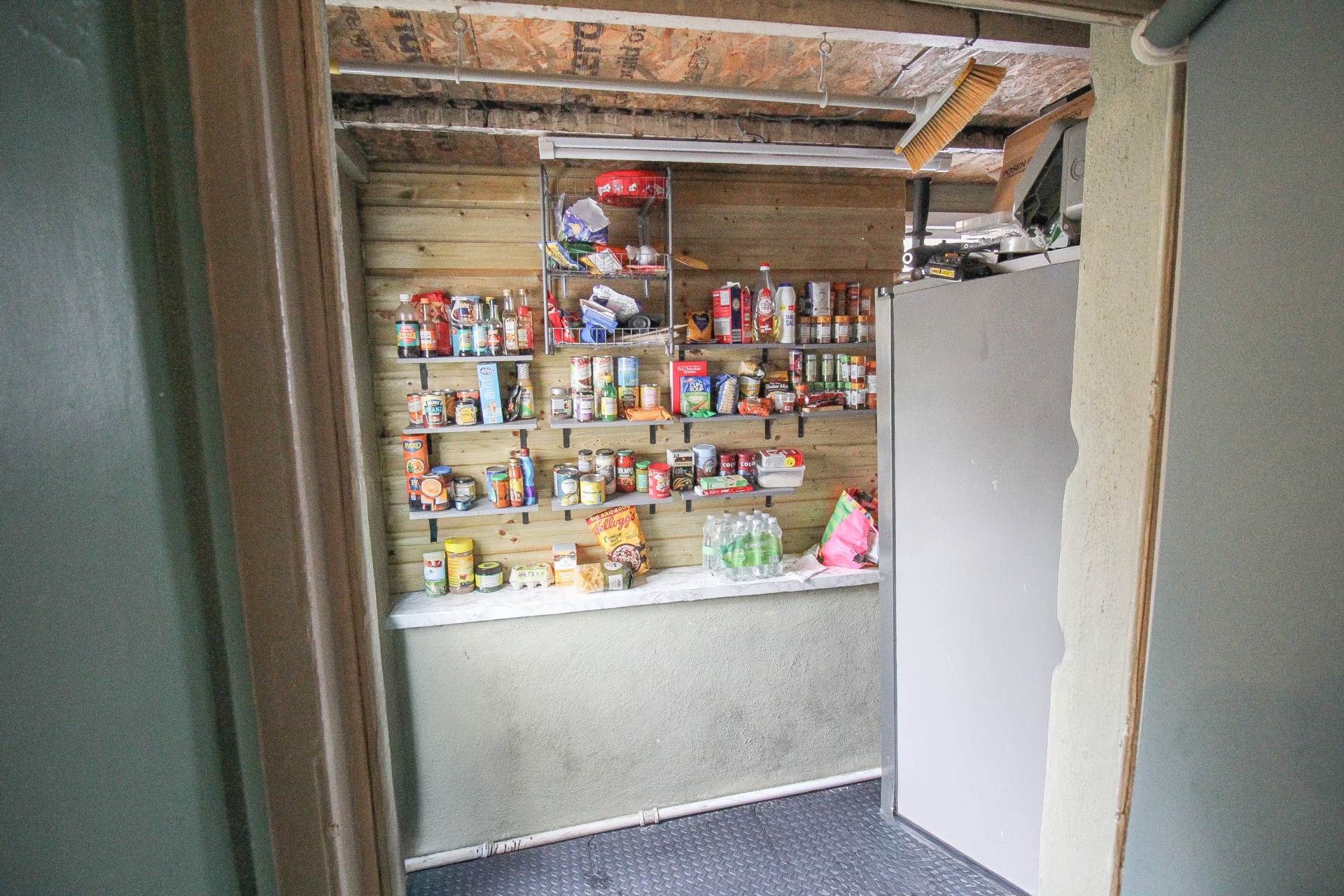 Whitecross Road**Two 2 Bed Flats**Great Investment Opportunity**Private Sunny Gardens**Super Location**, Image 17