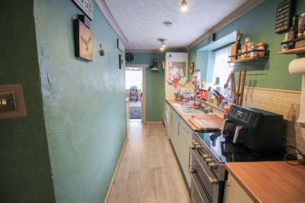 Whitecross Road**Two 2 Bed Flats**Great Investment Opportunity**Private Sunny Gardens**Super Location**, Image 16