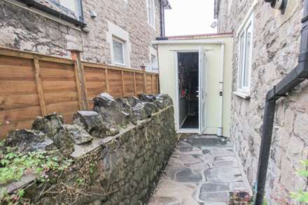 Whitecross Road**Two 2 Bed Flats**Great Investment Opportunity**Private Sunny Gardens**Super Location**, Image 21