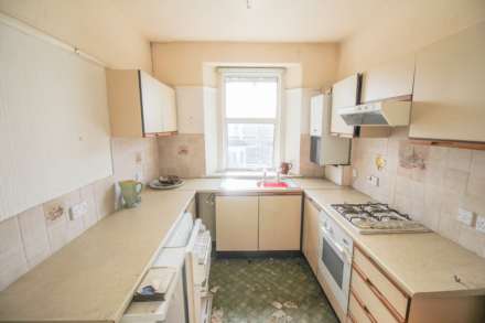 South Ward**3 Bedrooms**Ideal Investment Opportunity**Updating Required**Guide £100,000**, Image 2