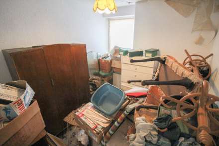 South Ward**3 Bedrooms**Ideal Investment Opportunity**Updating Required**Guide £100,000**, Image 6