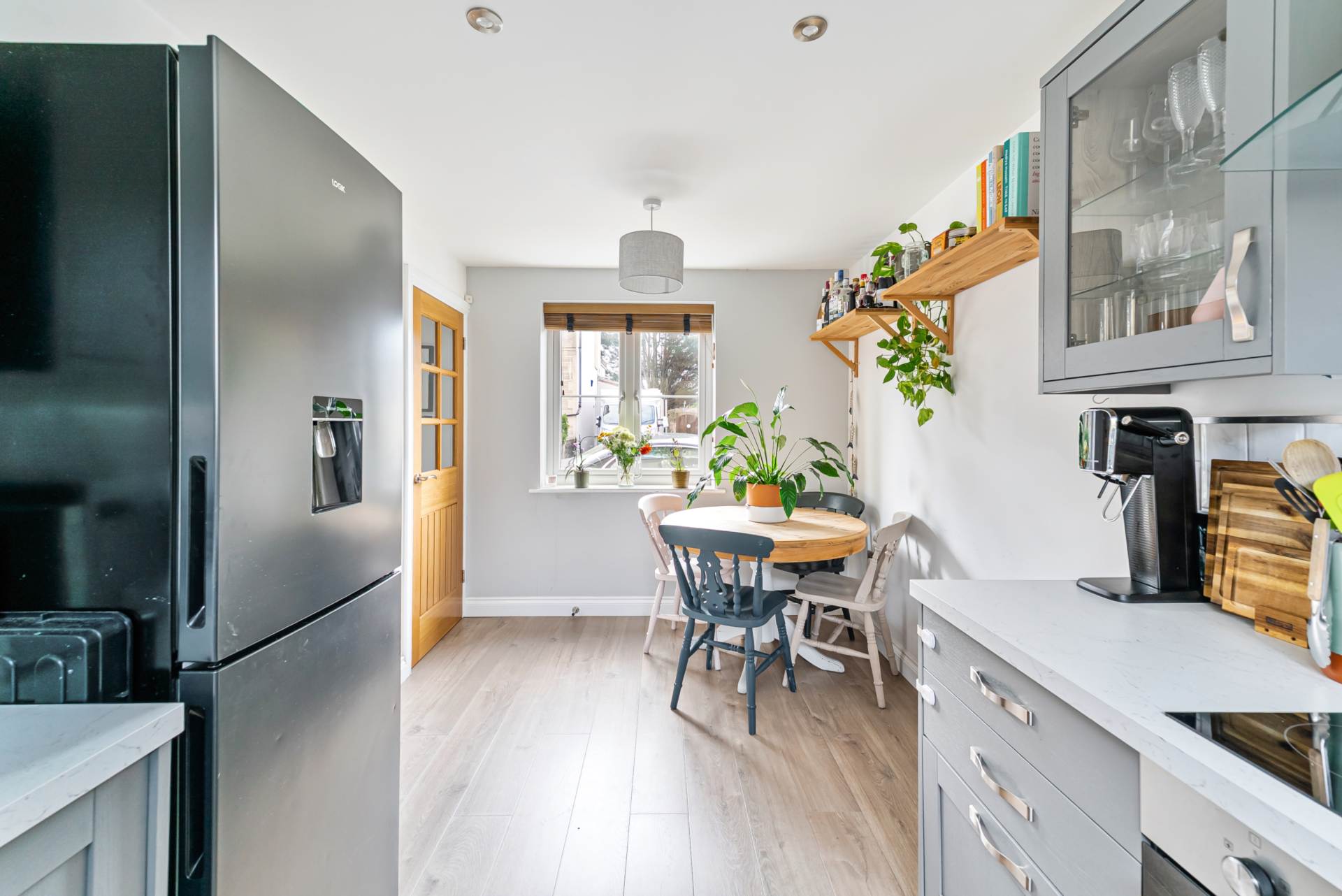 Newland Road**Stunningly Presented Throughout**, Image 7