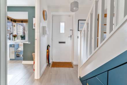 Newland Road**Stunningly Presented Throughout**, Image 3