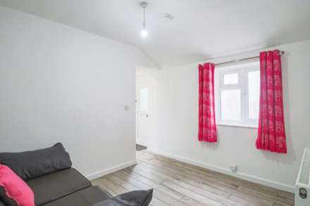 Bristol Road Lower, Hillside, Image 5