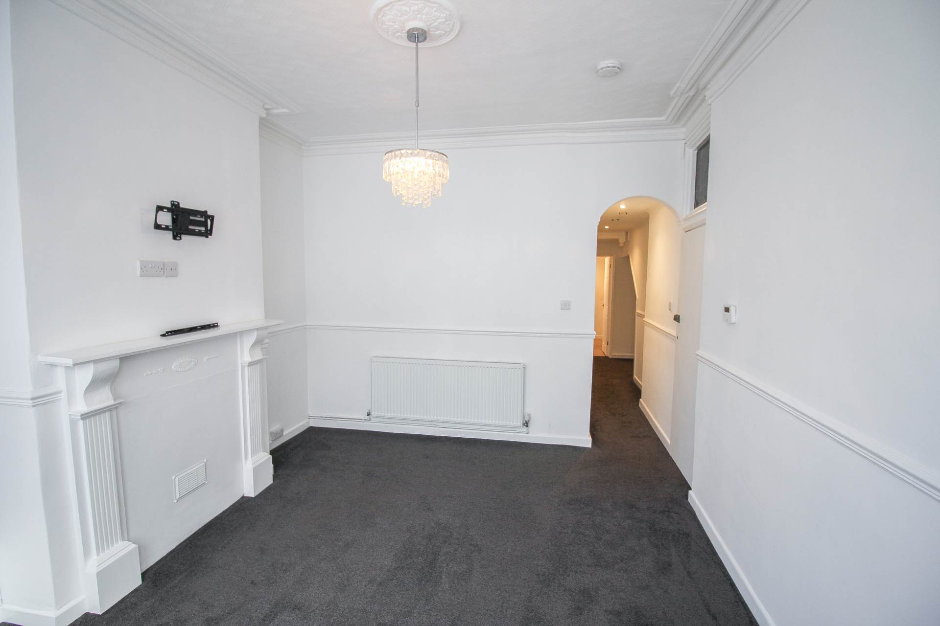 Central Location**Two Bedrooms**Excellent Condition Throughout**Parking & Small Courtyard**, Image 3