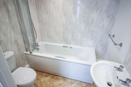 Central Location**Two Bedrooms**Excellent Condition Throughout**Parking & Small Courtyard**, Image 10