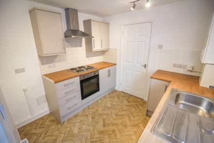 Central Location**Two Bedrooms**Excellent Condition Throughout**Parking & Small Courtyard**, Image 5