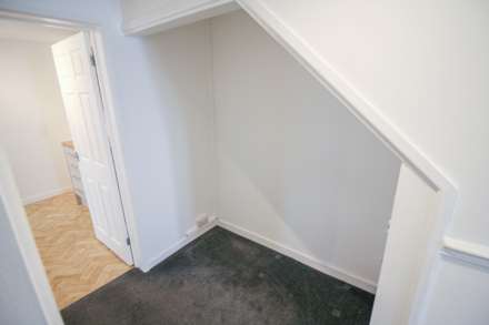 Central Location**Two Bedrooms**Excellent Condition Throughout**Parking & Small Courtyard**, Image 6