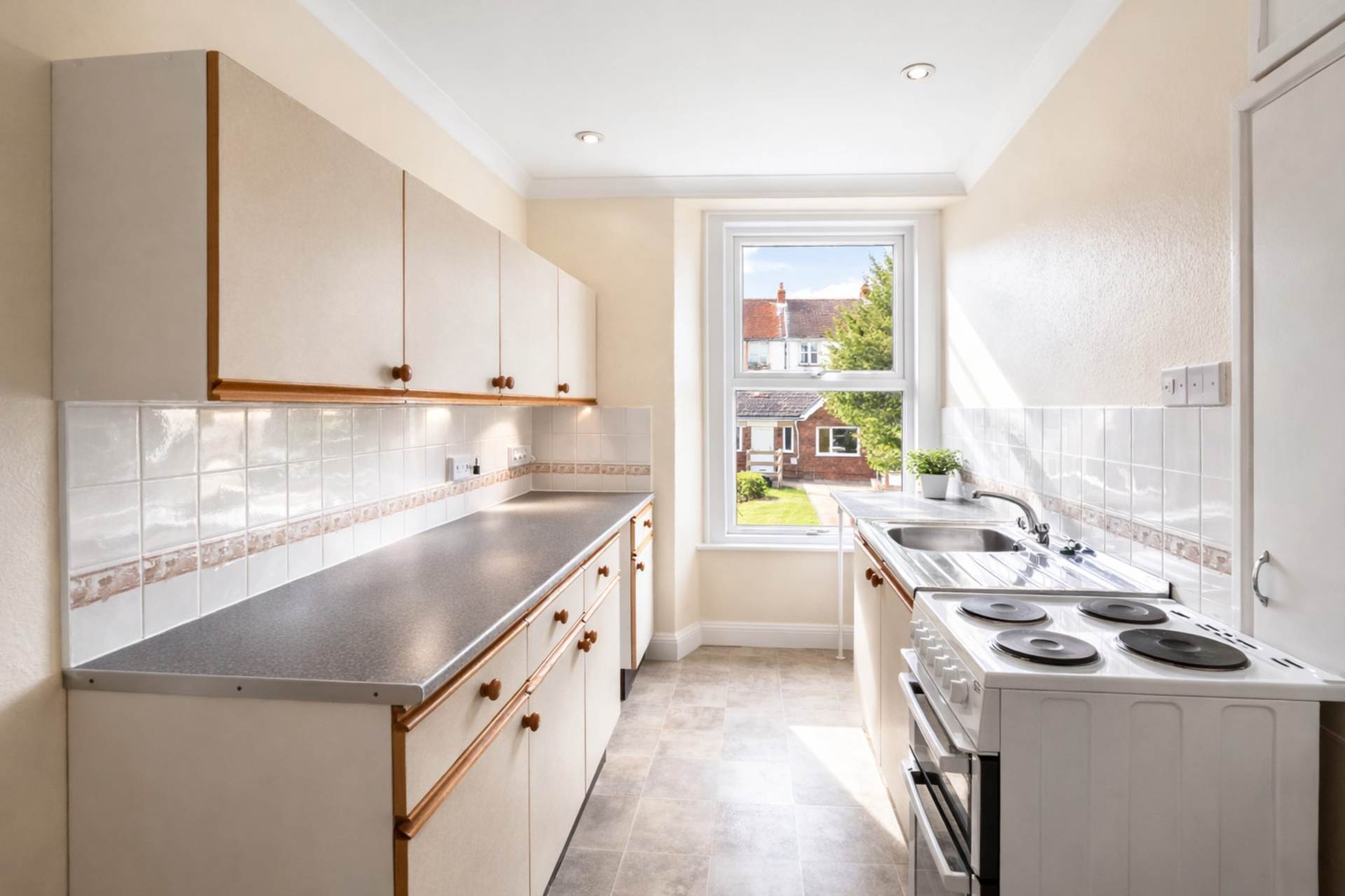 Milton Road, Milton, Image 4