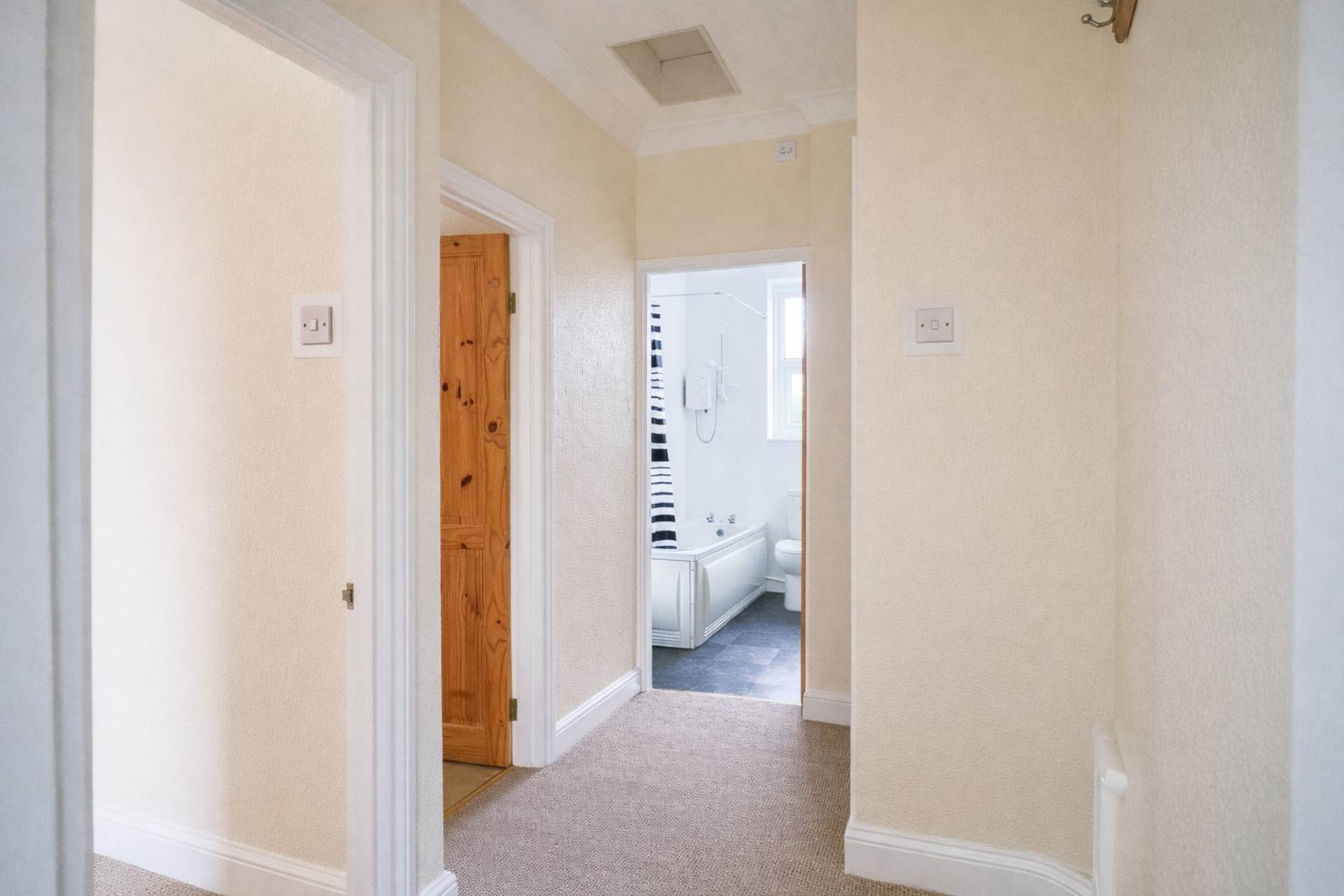 Milton Road, Milton, Image 9