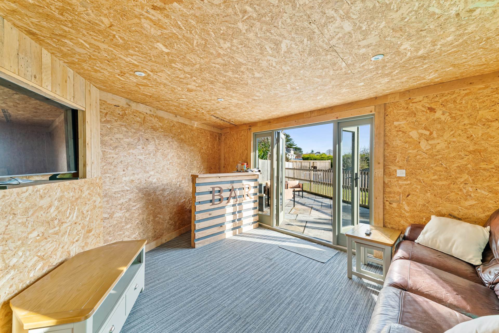 The Weind, Worle Hillside, Image 11