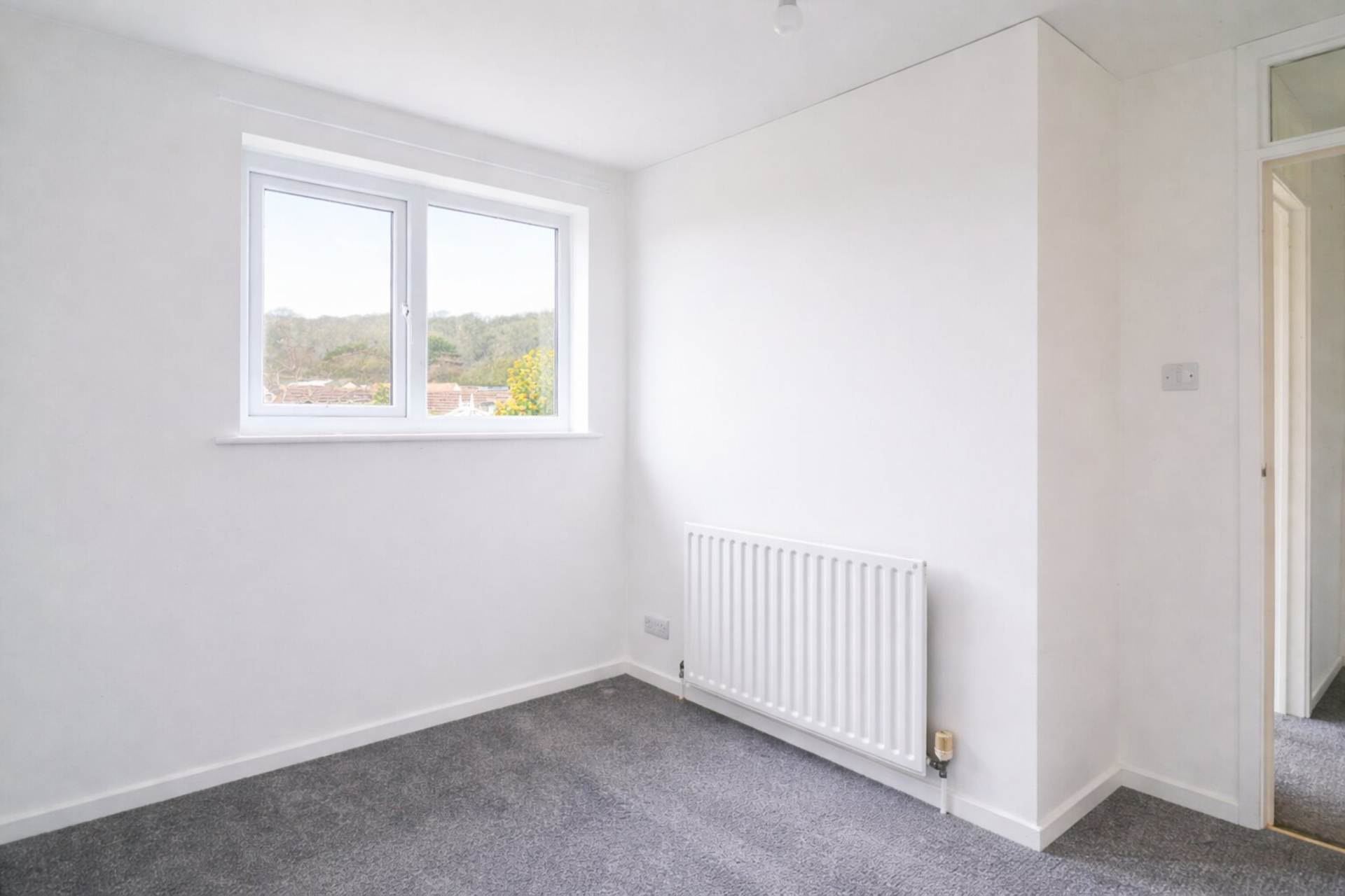 Snowdon Vale, Hillside, Image 11