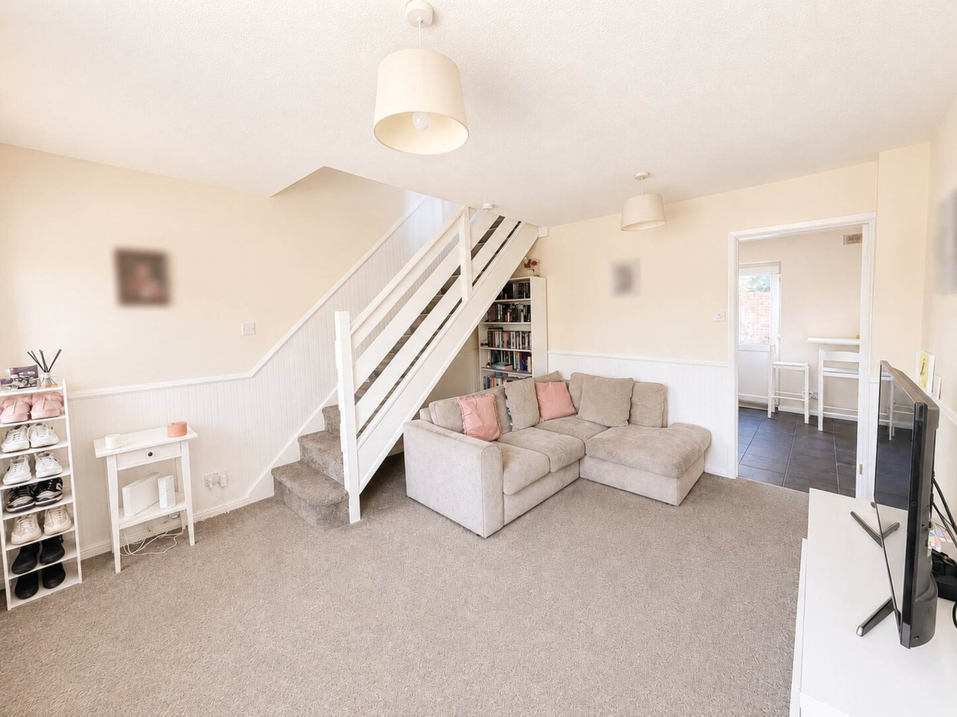 Appletree Court, Worle, Image 4