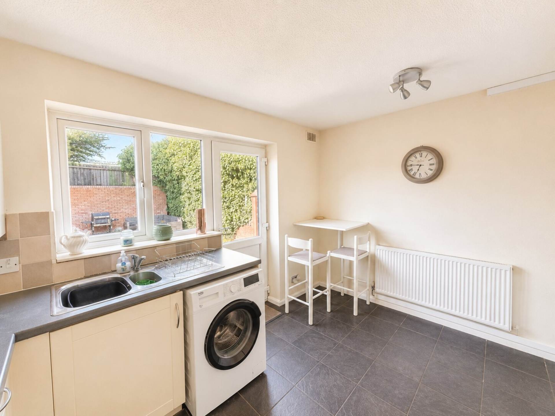 Appletree Court, Worle, Image 7