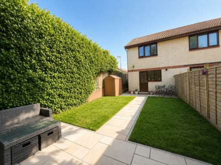 Appletree Court, Worle, Image 10