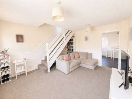 Appletree Court, Worle, Image 4