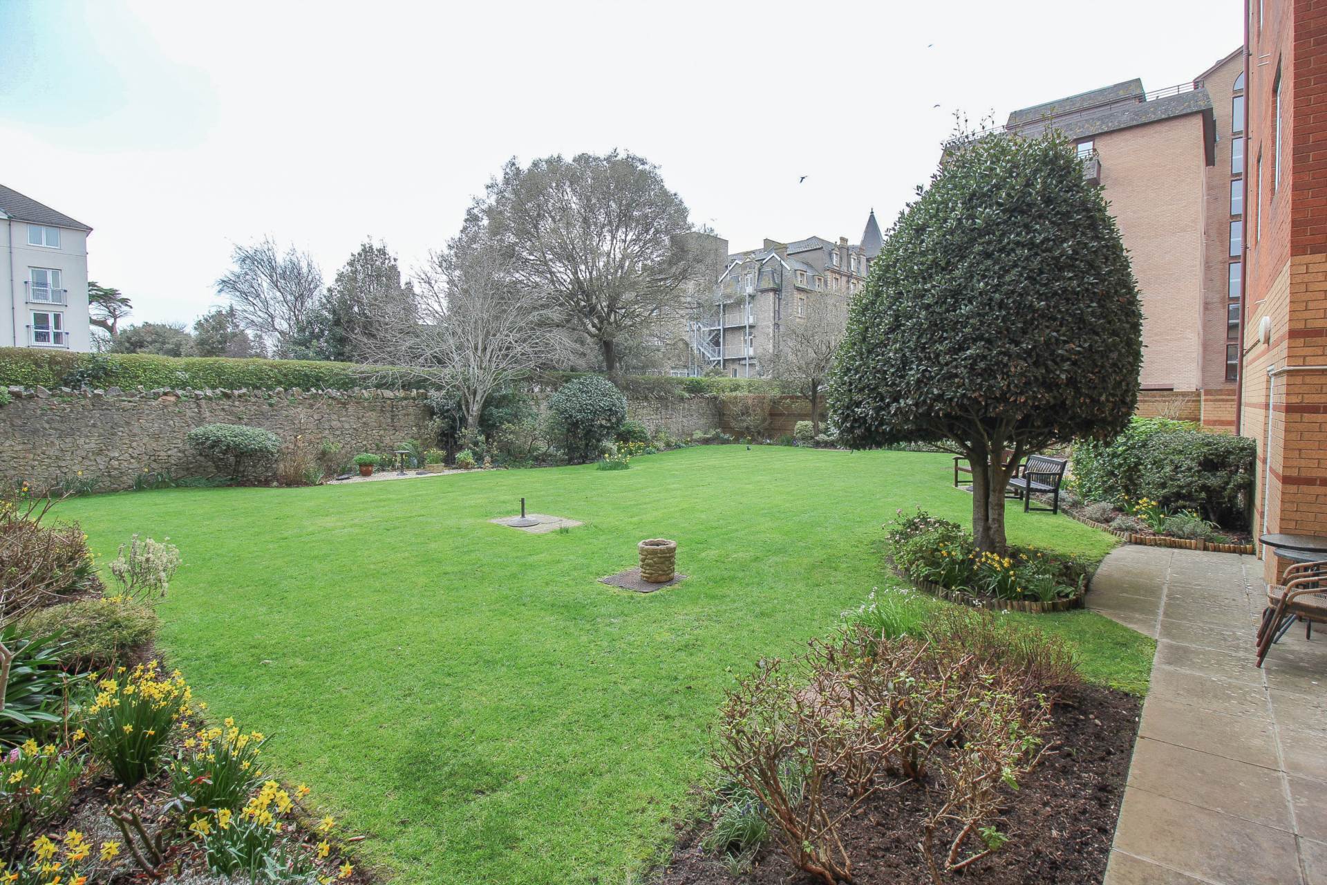 Birnbeck Court**Short Walk to Beach & Town**Over 60's Retirement Apartment**Two Bedrooms**, Image 2