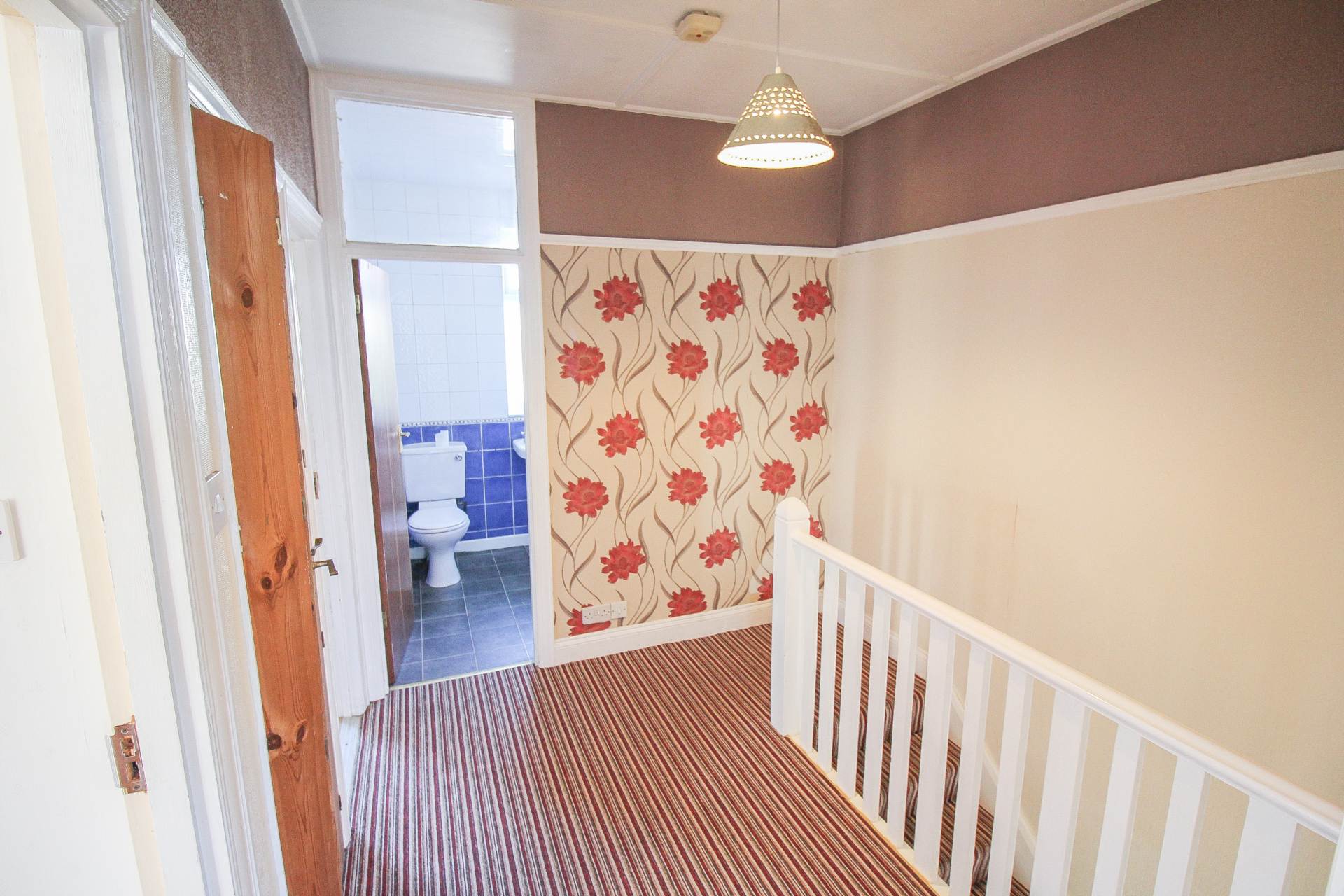 Central Location**3 Bedrooms**Large Loft Room/Occasional Bedroom**21ft Garage/Workshop**, Image 8