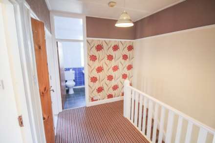 Central Location**3 Bedrooms**Large Loft Room/Occasional Bedroom**21ft Garage/Workshop**, Image 8