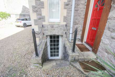 Rocama Terrace**Ideally Located**Close to Train Station** Beautifully Presented**Parking**, Image 12