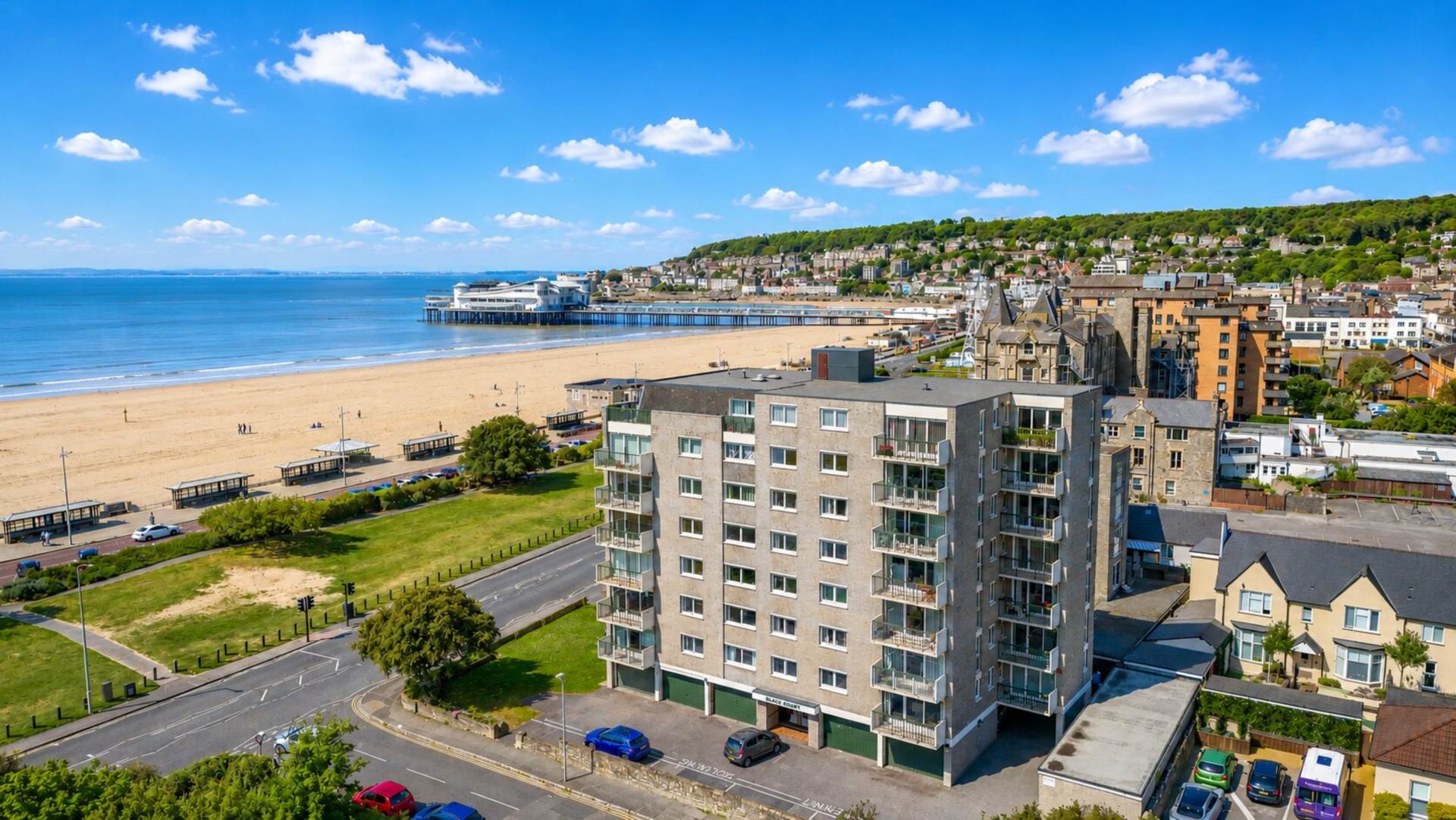 Beach Road, Sea Front Apartment - With Stunning South & West Facing Views, Image 1