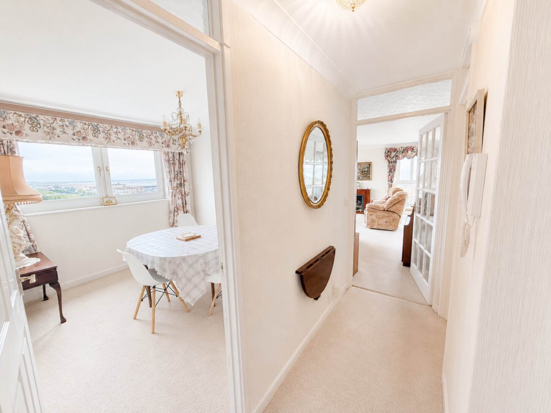 Beach Road, Sea Front Apartment - With Stunning South & West Facing Views, Image 13