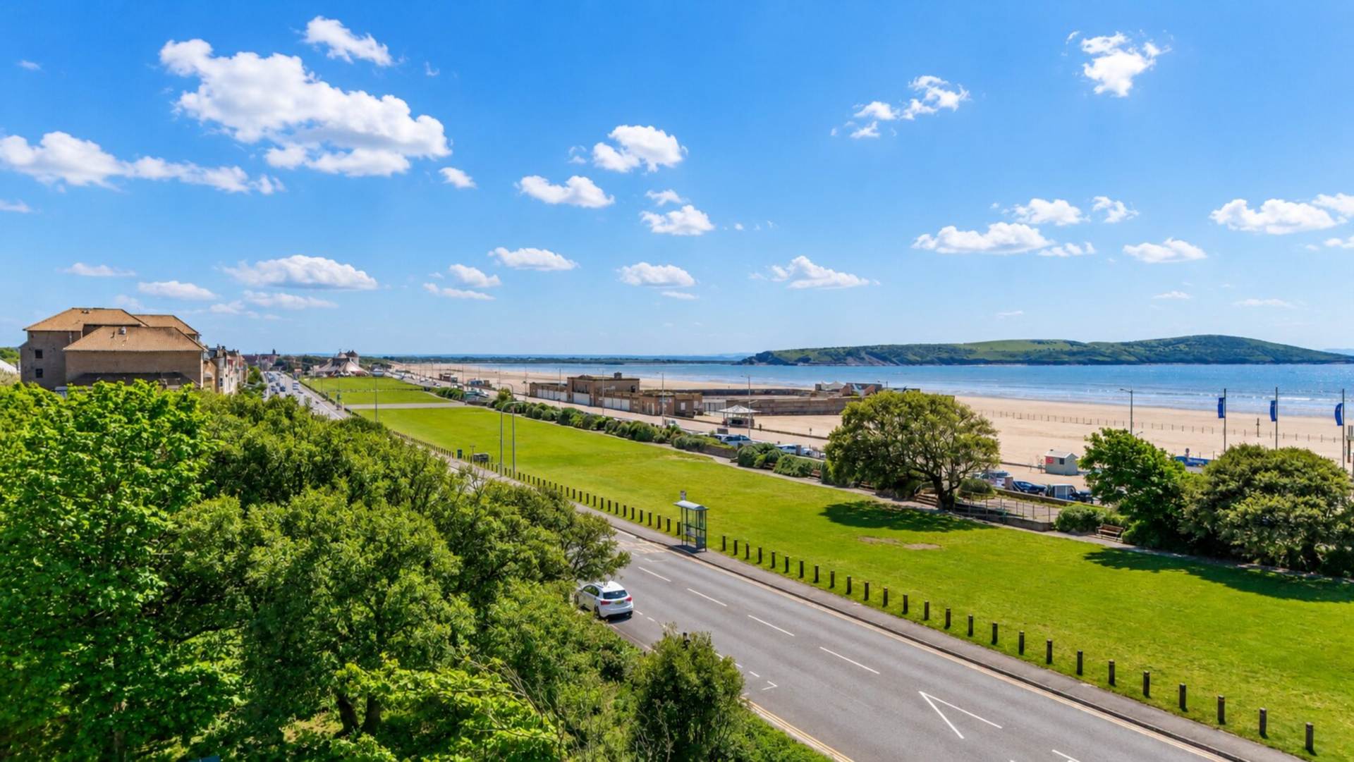 Beach Road, Sea Front Apartment - With Stunning South & West Facing Views, Image 5
