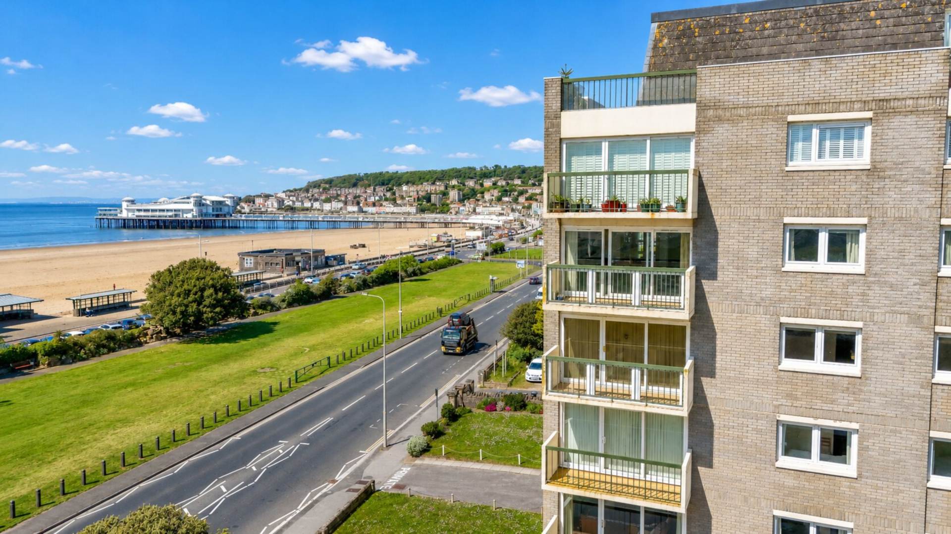 Beach Road, Sea Front Apartment - With Stunning South & West Facing Views, Image 6