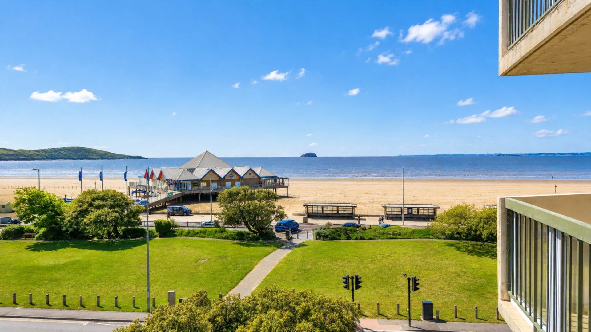 Beach Road, Sea Front Apartment - With Stunning South & West Facing Views, Image 7