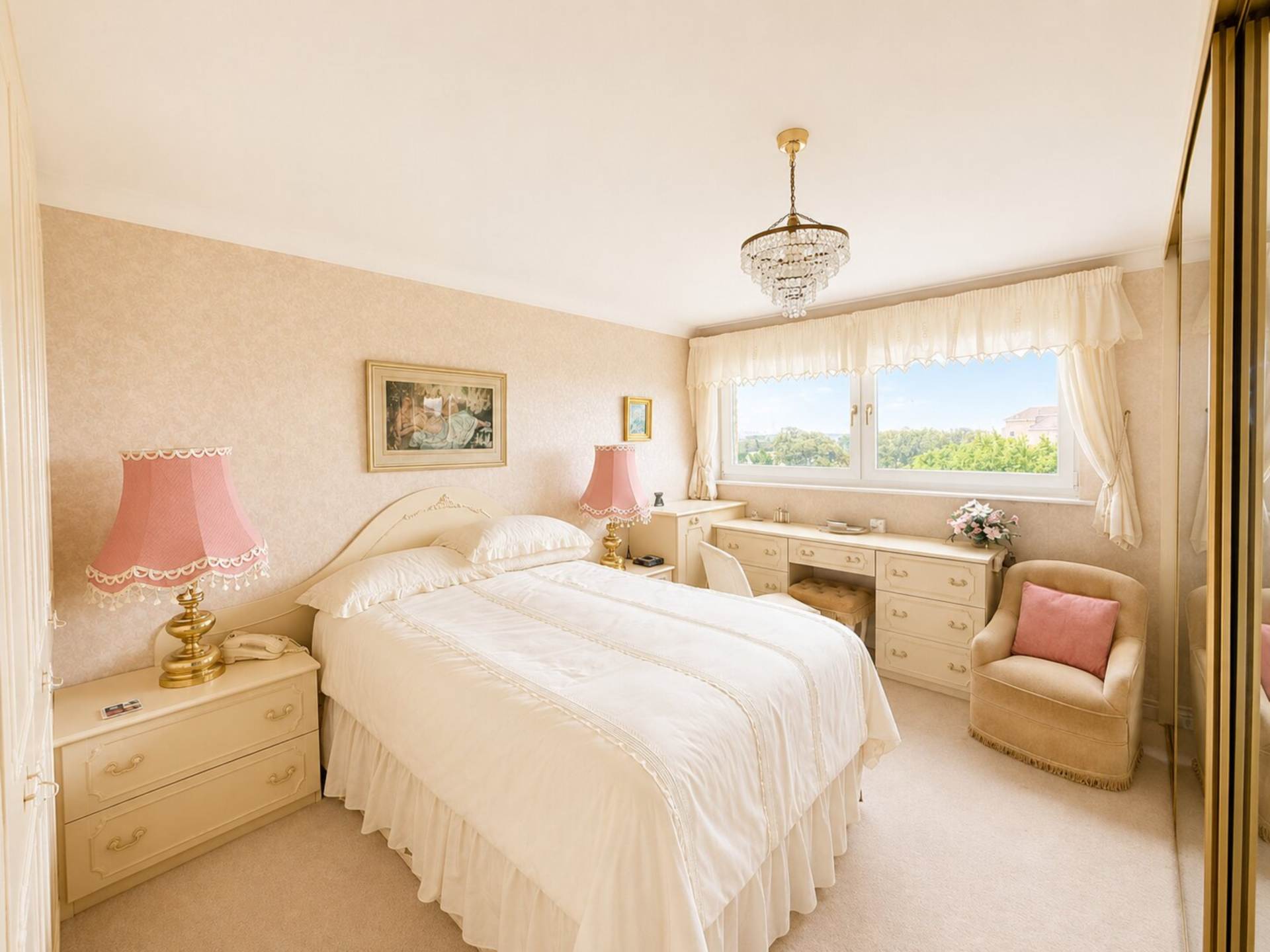 Beach Road, Sea Front Apartment - With Stunning South & West Facing Views, Image 9
