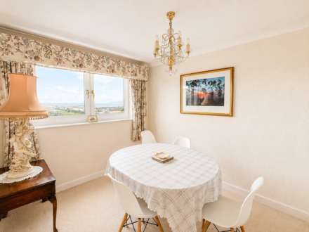 Beach Road, Sea Front Apartment - With Stunning South & West Facing Views, Image 12