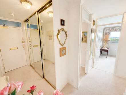 Beach Road, Sea Front Apartment - With Stunning South & West Facing Views, Image 18
