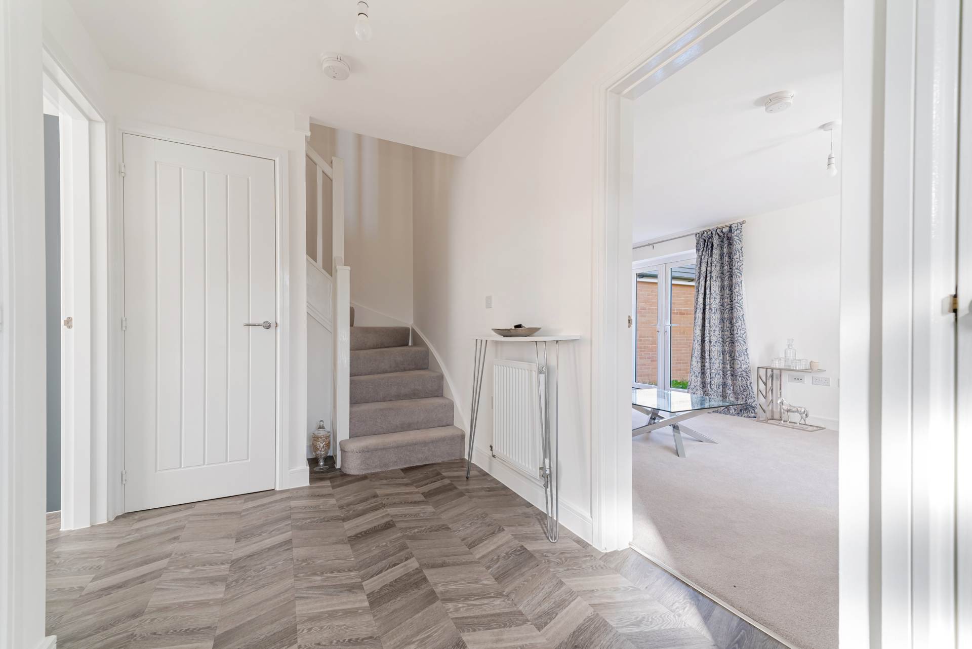Criddle Avenue, Banwell - Almost Brand New Home, Image 10