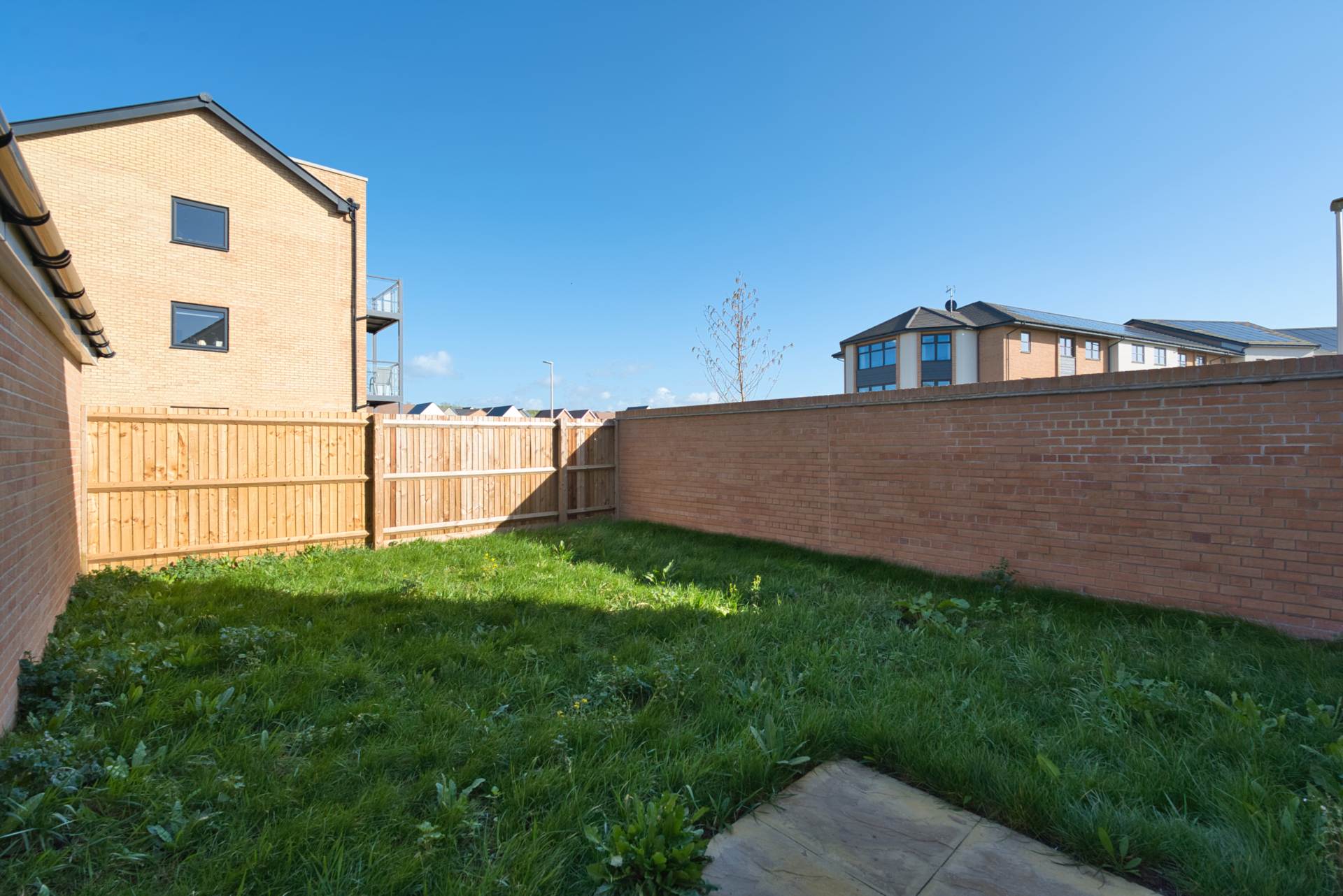 Criddle Avenue, Banwell - Almost Brand New Home, Image 9