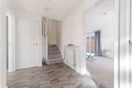 Criddle Avenue, Banwell - Almost Brand New Home, Image 10