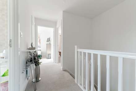 Criddle Avenue, Banwell - Almost Brand New Home, Image 17